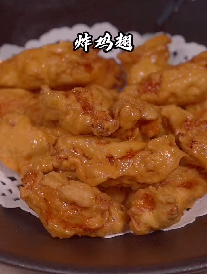 不要给孩子吃可乐鸡翅了,试试这个超级好吃的炸鸡翅,骨头都不剩
