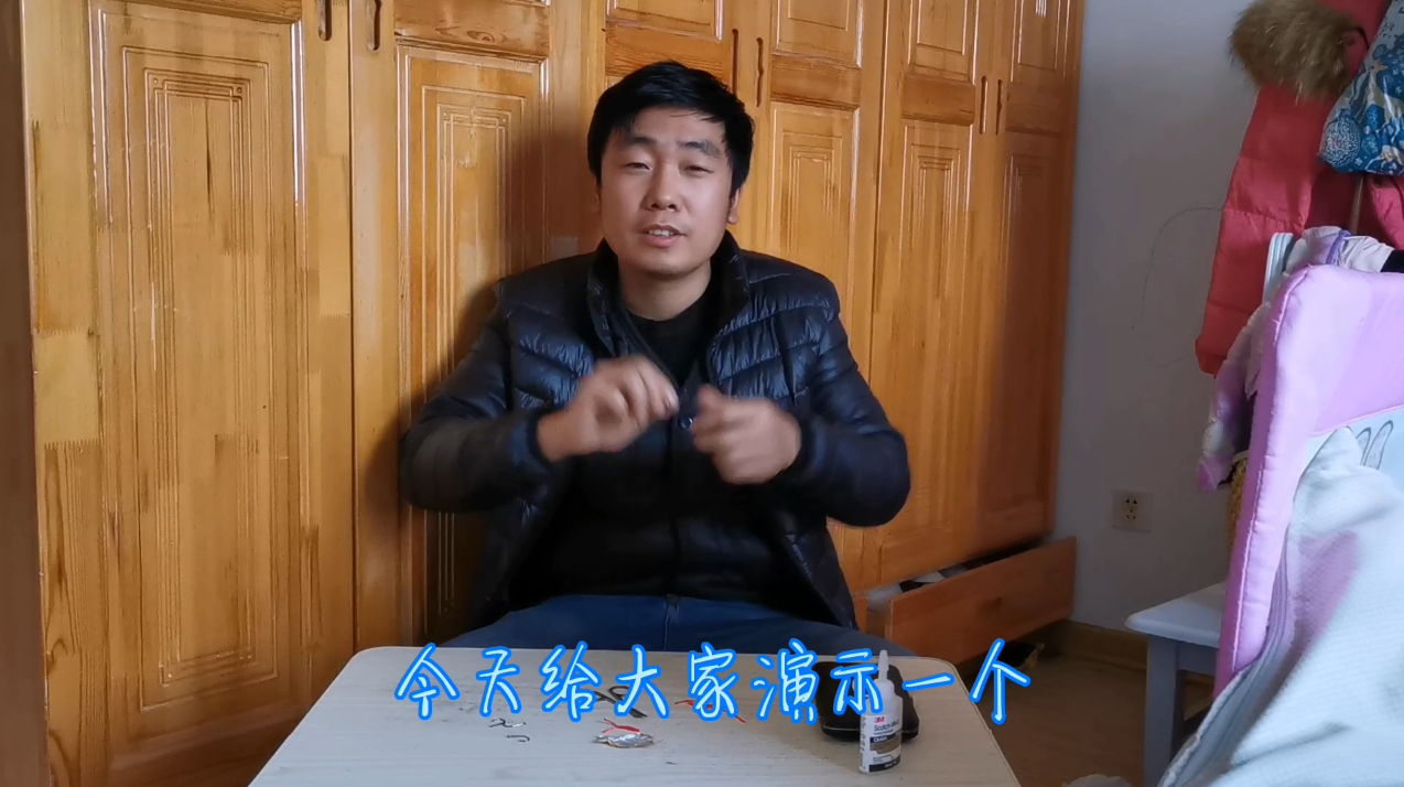 路亚如何钓鲫鱼?高手对我有指导,钩子改造很重要