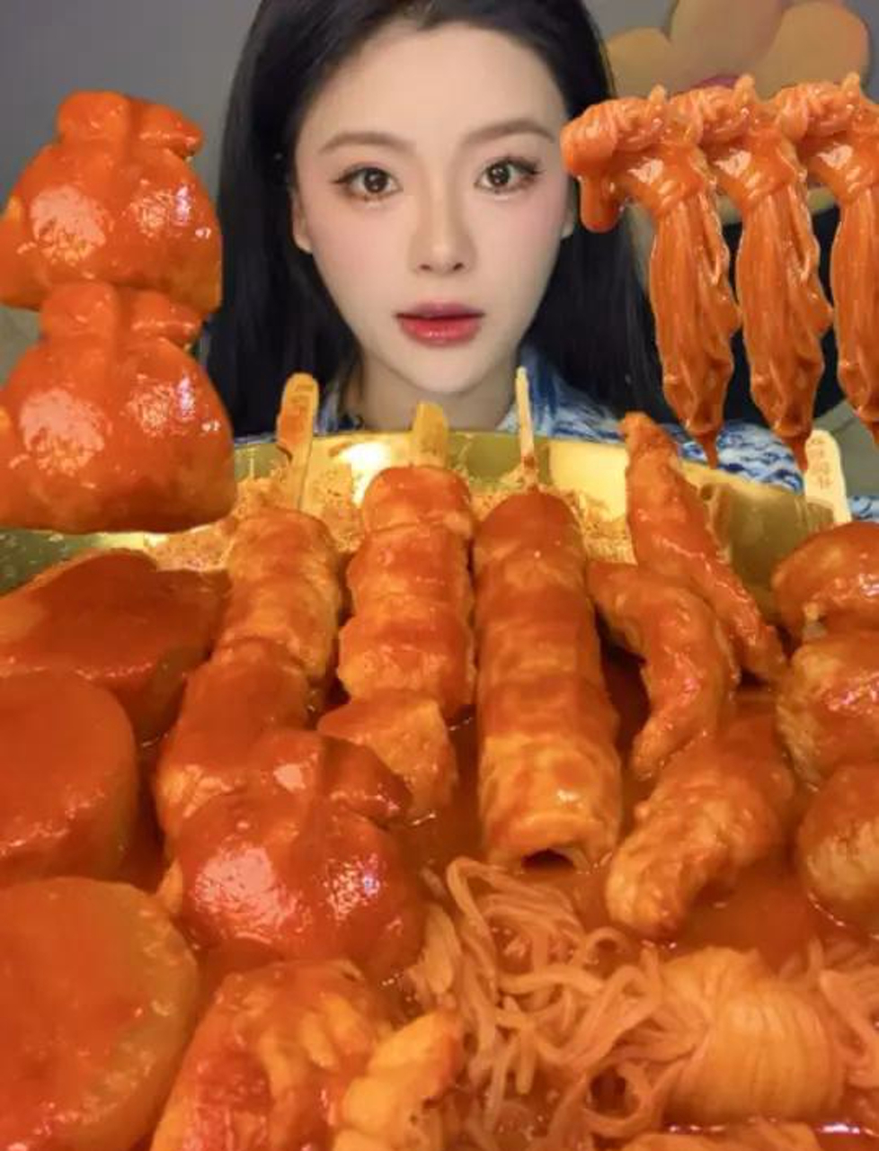 今天吃红油关东煮还有好喝清爽的悸动奶茶