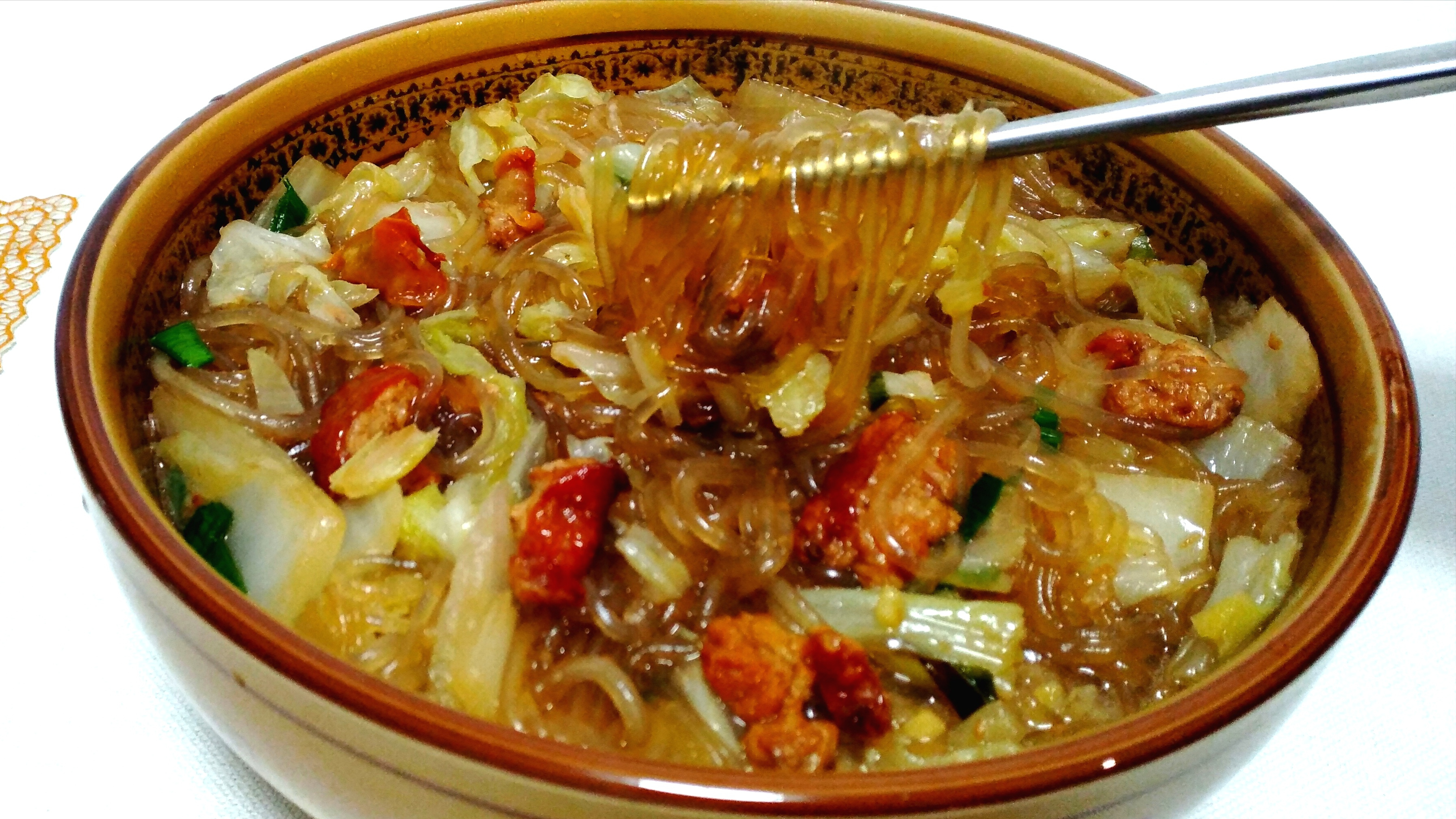 白菜油渣炖粉条怎么做好吃?诀窍在这里,鲜香爽滑又入味,超易学