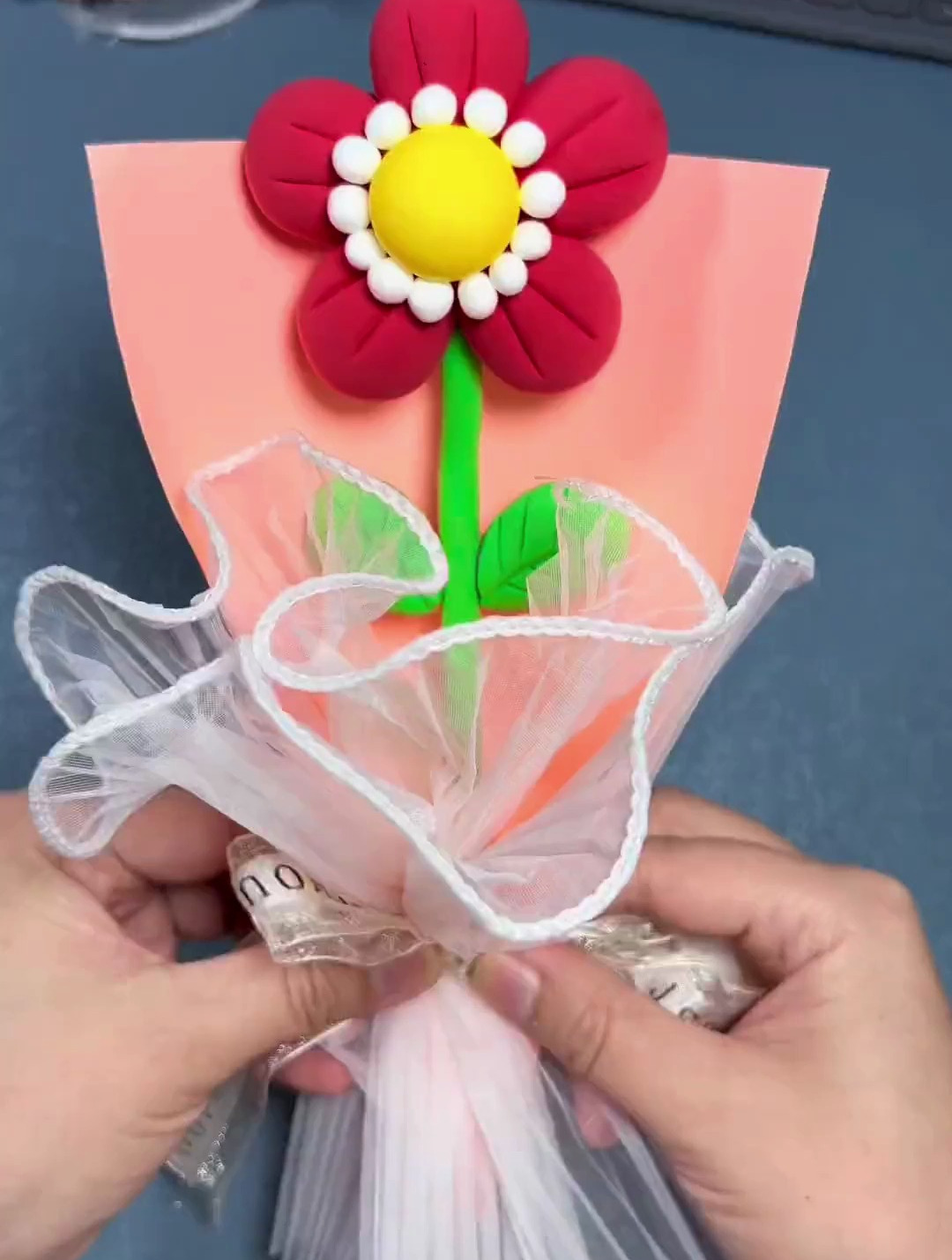 超简单的粘土花朵,作为礼物送给老师太好看 亲子手工 手工diy