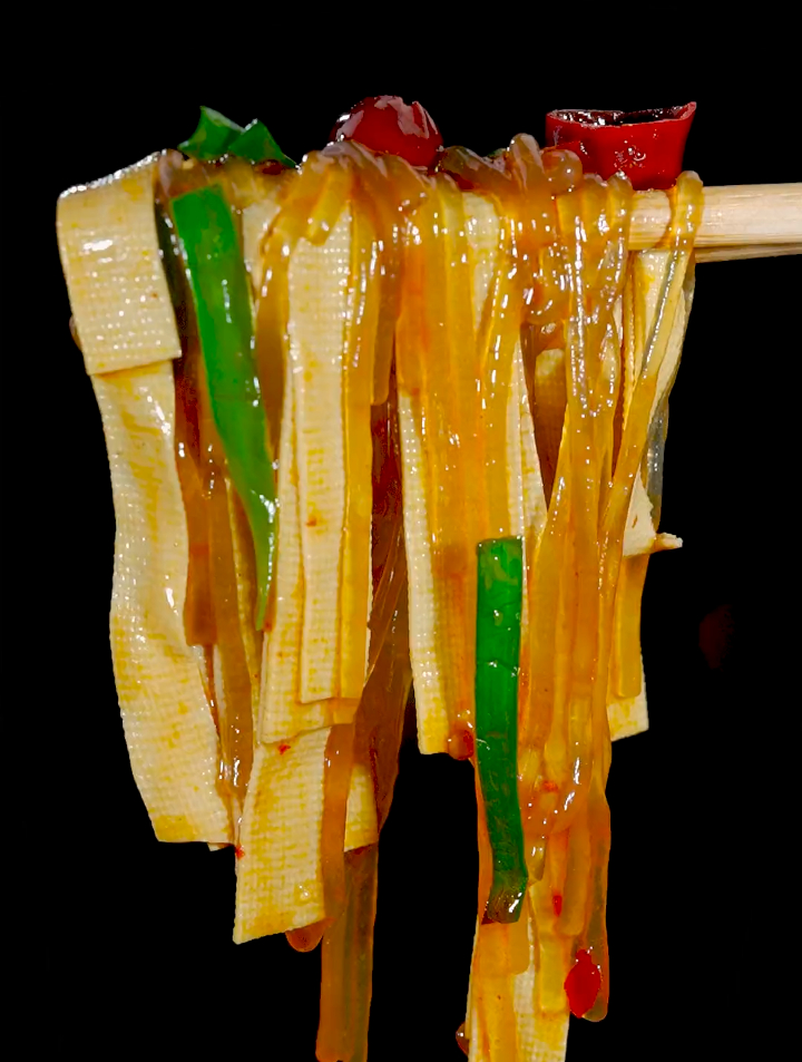 粉条怎么做好吃?豆皮粉条菜的家常做法!快来试试吧