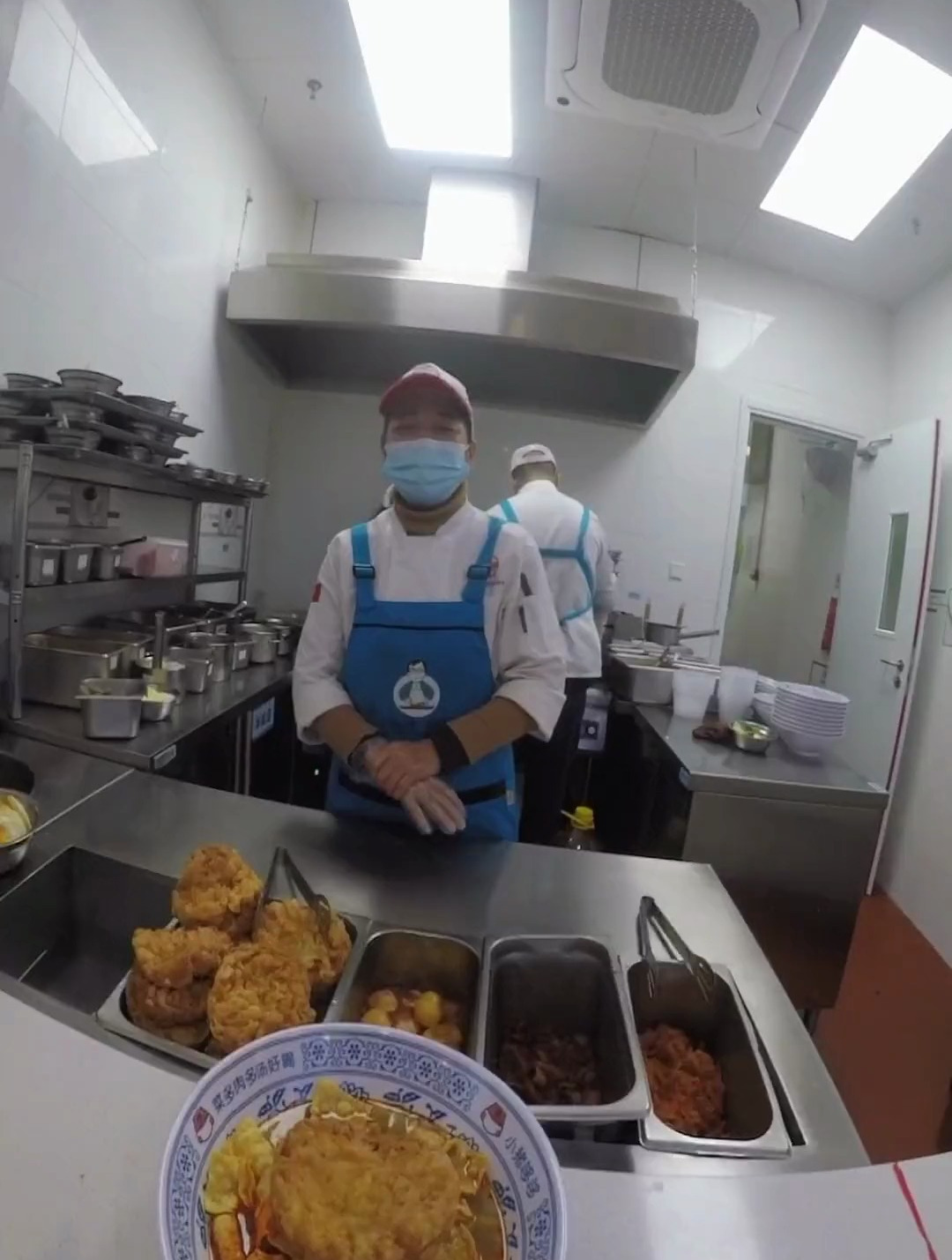没想到食堂阿姨也喜欢吃鱼,这还了得