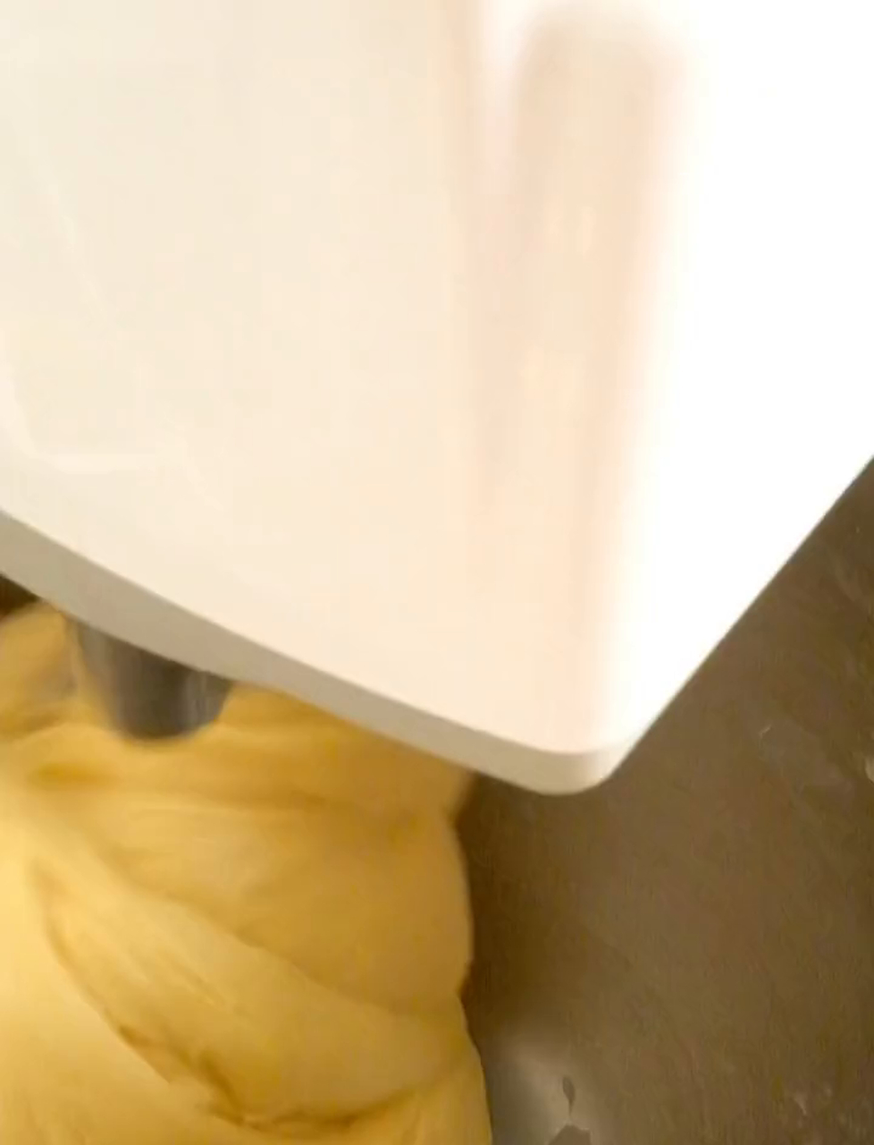 外酥里嫩!焦糖布丁味甜甜圈,不用烤箱轻松做