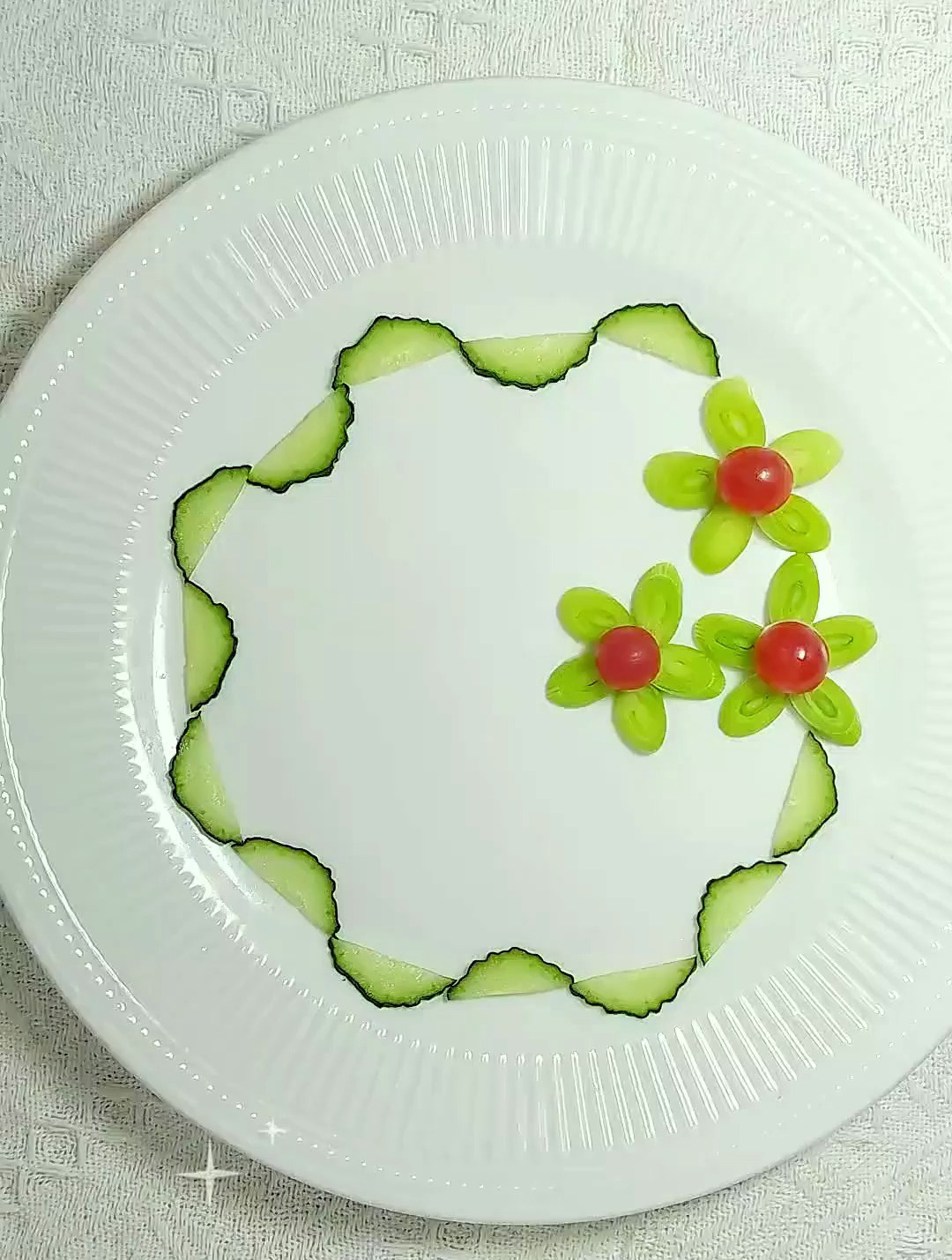 蒜苗也能做成花～创意盘饰 摆盘技巧 盘饰