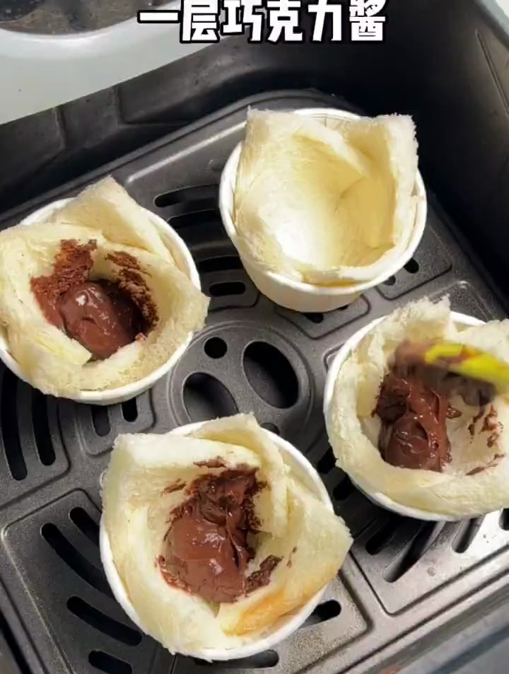有空气炸锅的都去做这个吐司版蛋挞