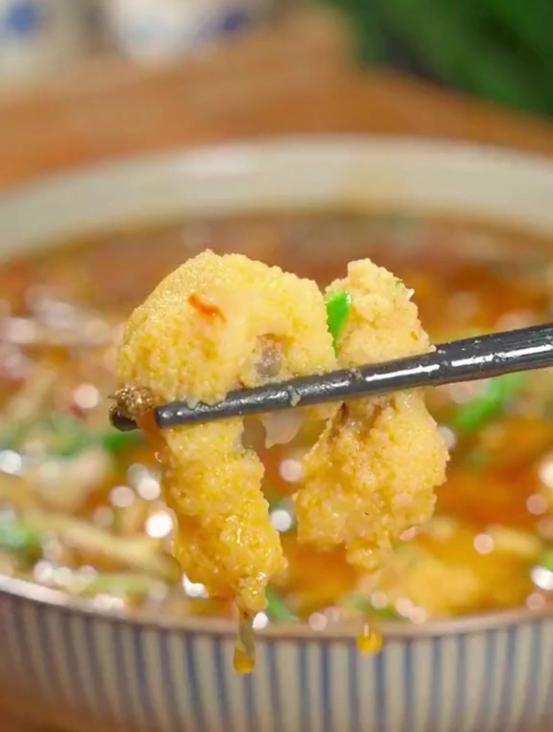 这道鲜椒鱼蛋,你一定要学会,汤汁拌面或者泡饭吃,轻松干三大碗