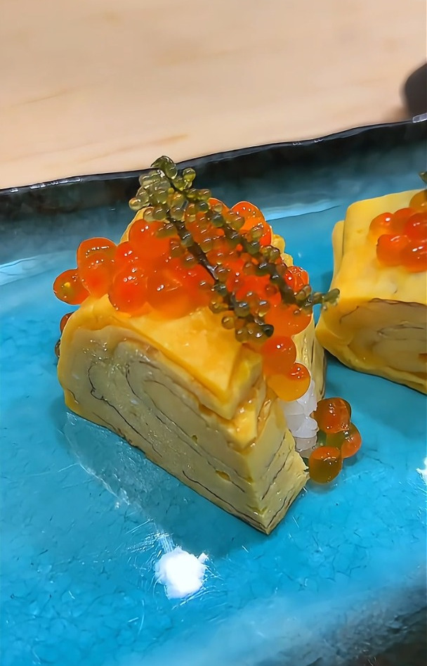 日料世界的滋味宝藏:鱼籽日式煎蛋卷制作大揭秘