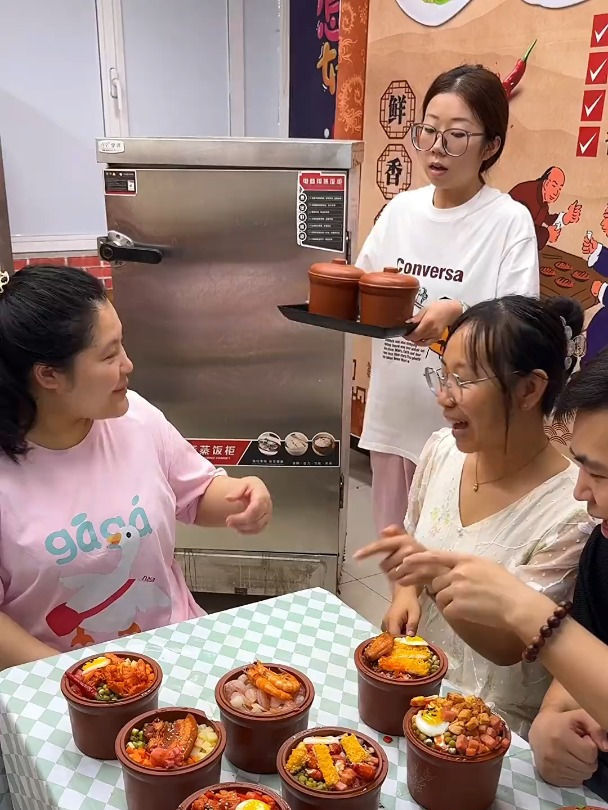 瓦罐焖饭,批量出餐,鸡排饭、火腿饭,样数多,健康又美味