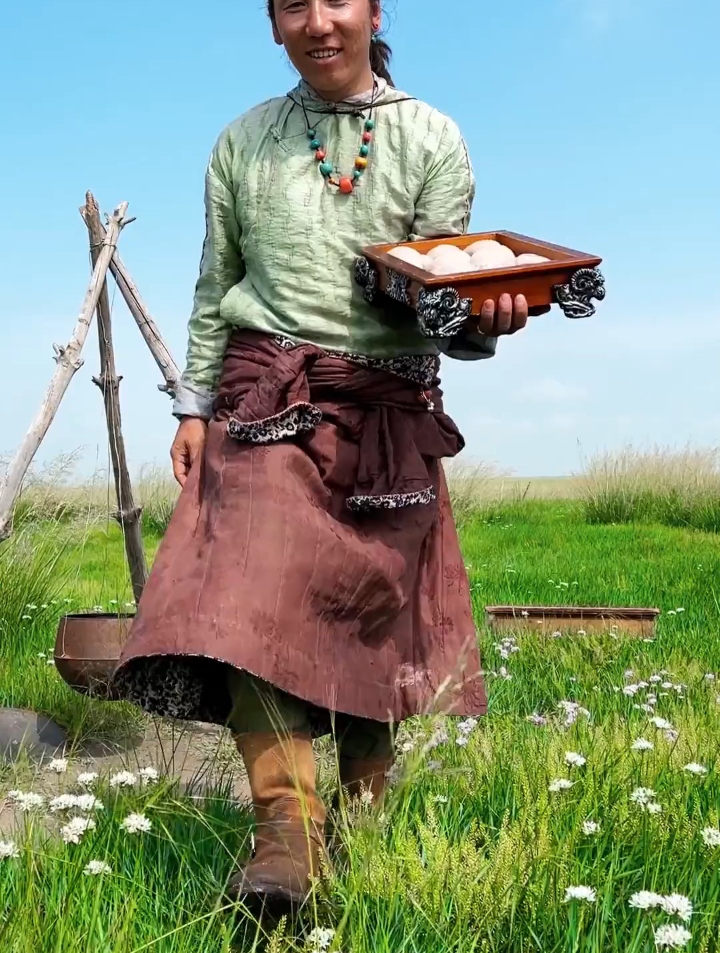 在内蒙韭花酱都是现做的,配上肚包肉,真是绝了!