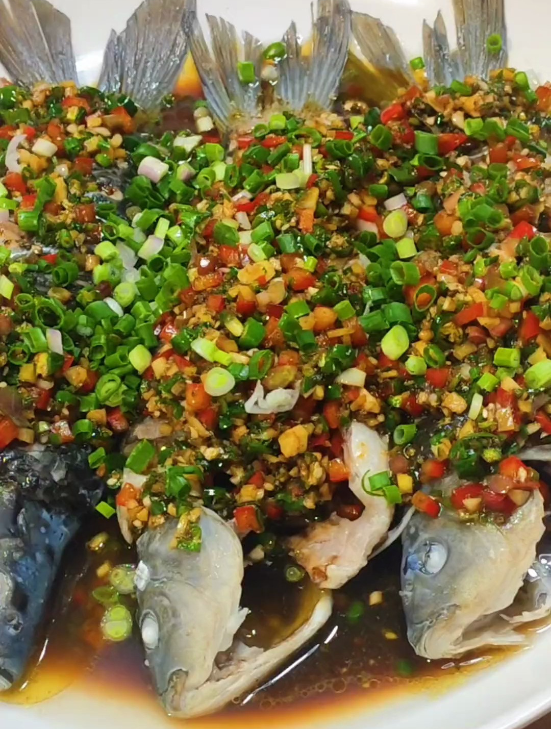 美食分享:凉拌鲫鱼