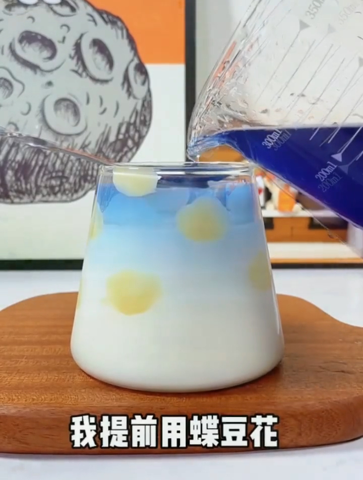 带你解锁拿巧克力做一杯好喝的饮品!