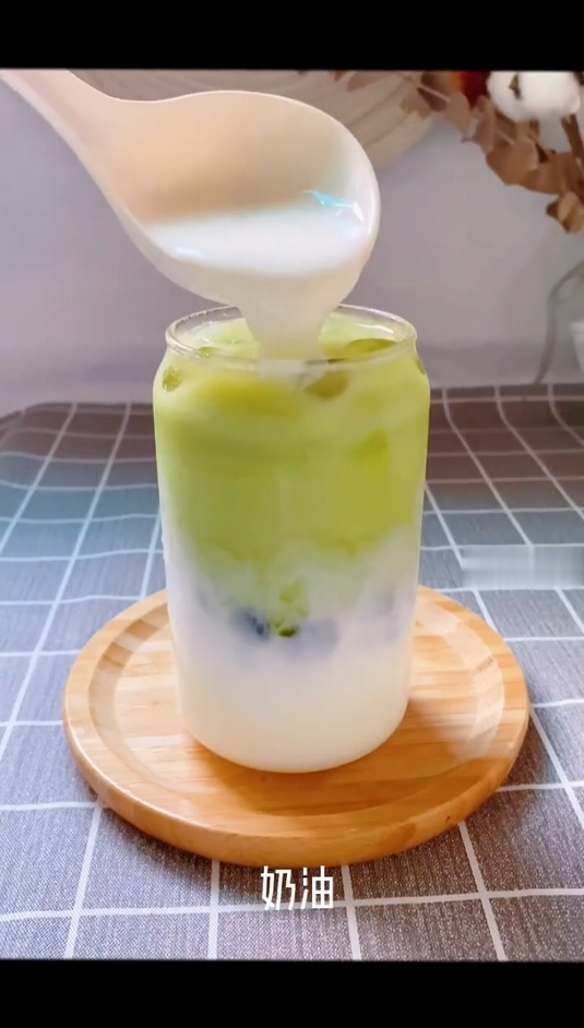 抹茶麻薯奶茶,喝一口停不下来