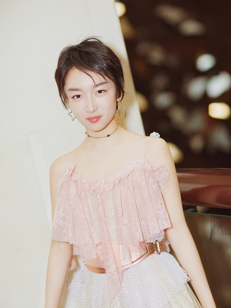 周冬雨与李梦同台,演技实力派,魅力十足!
