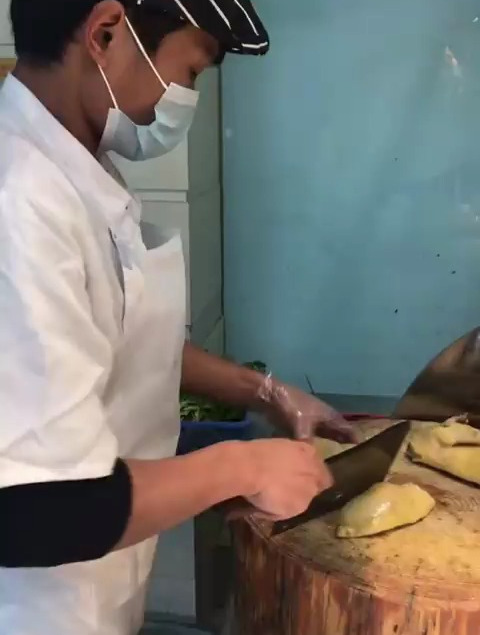 万物皆下品唯一白切鸡,那么问题来了,湛江鸡好吃还是清远鸡好吃