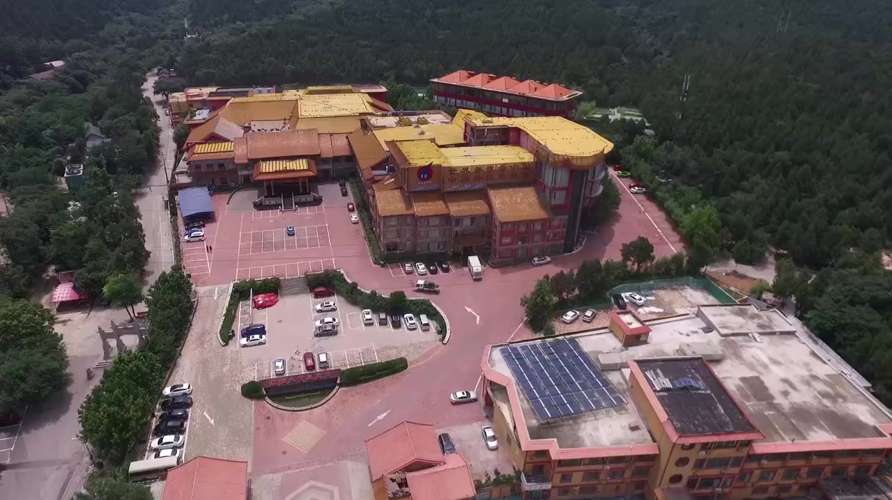 济南鱼翅皇宫将全部拆除 酒店工作人员:婚宴已排到明年6月