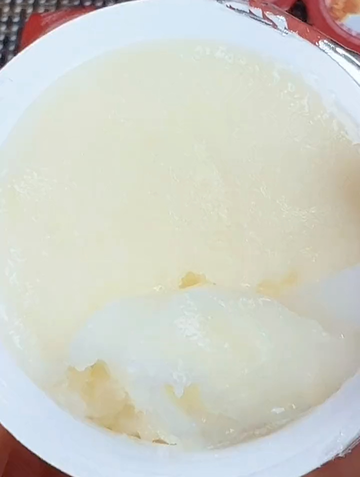 这个夏天终于实现了冰淇淋自由,常温是奶昔,冷冻是冰淇淋