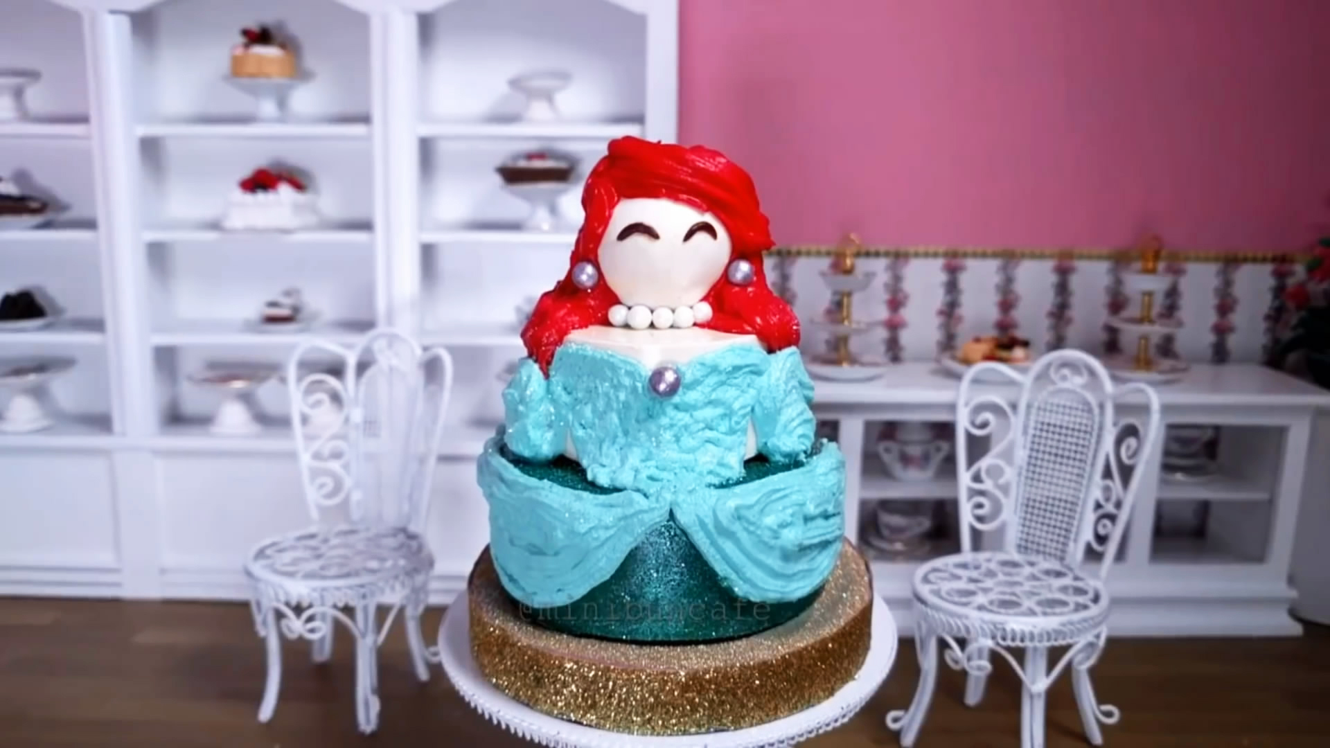 千万网红转发的“美人鱼蛋糕”,比手掌还小,口水流了一地!