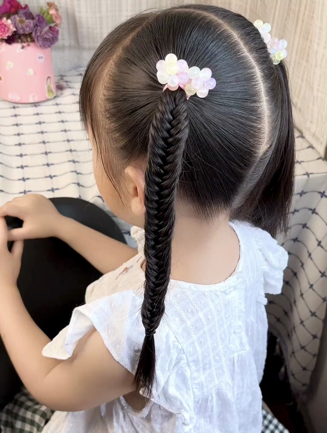 精致好看的鱼骨双马尾编发教程来啦,精致好看,有手就会哦!