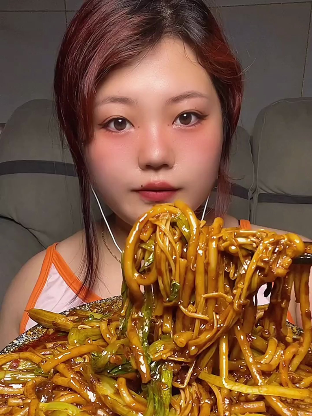 炒米粉来咯 爆辣新疆炒米粉 美食吃播 美食分享