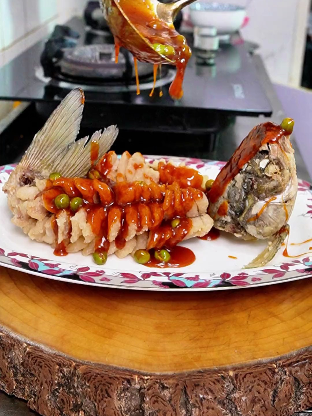 松鼠鱼只要用最简单的花刀,做起来一点都不难