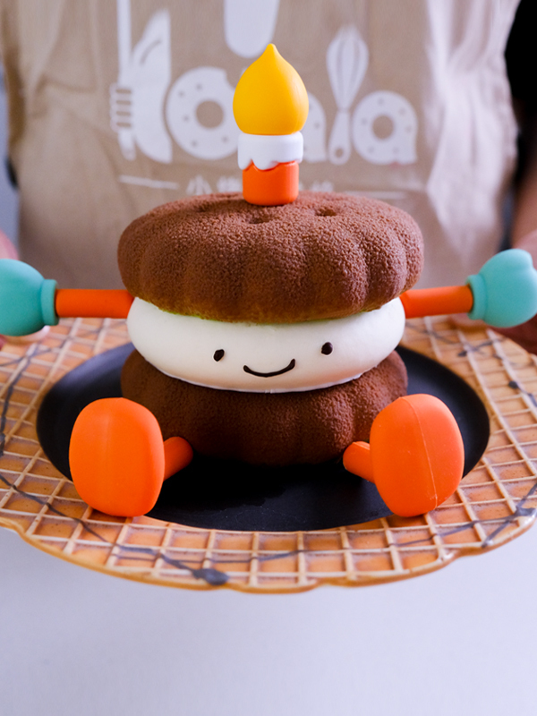 复刻上海甜品店爆款“emoji”饼干慕斯蛋糕夏日可爱小蛋糕