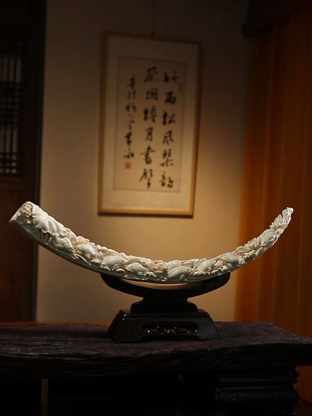 九鲤富贵·连年有鱼猛犸牙摆件