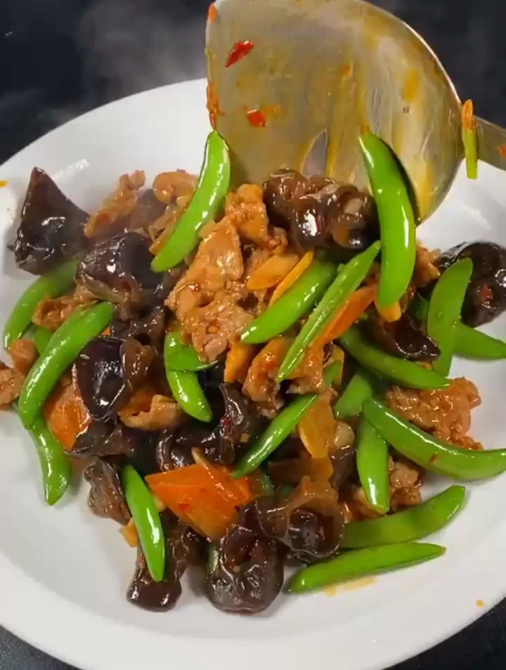 小孩爱吃的甜豆炒肉,你学会了吗