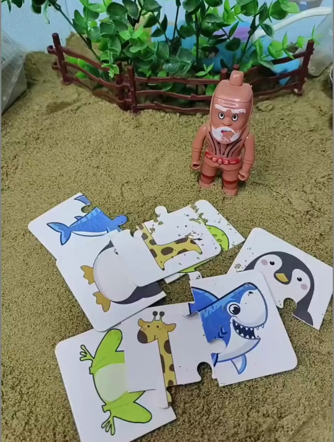 葫芦娃出去玩了,我把他的拼图拼好