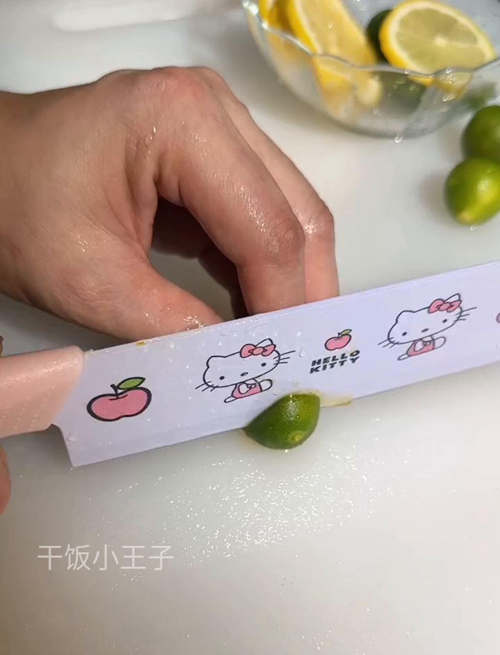 闺蜜私藏的奶茶秘方大公开,手残党也能轻松get,在家轻松自制柠檬冰红茶,强烈推荐!