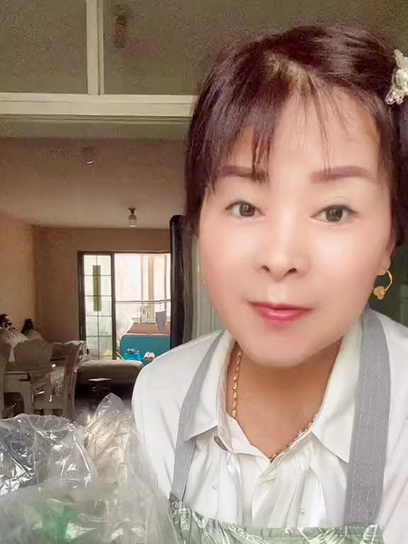 大豆素肉满满的蛋白质一大袋可以吃很久可以烫着吃,凉拌炒着吃