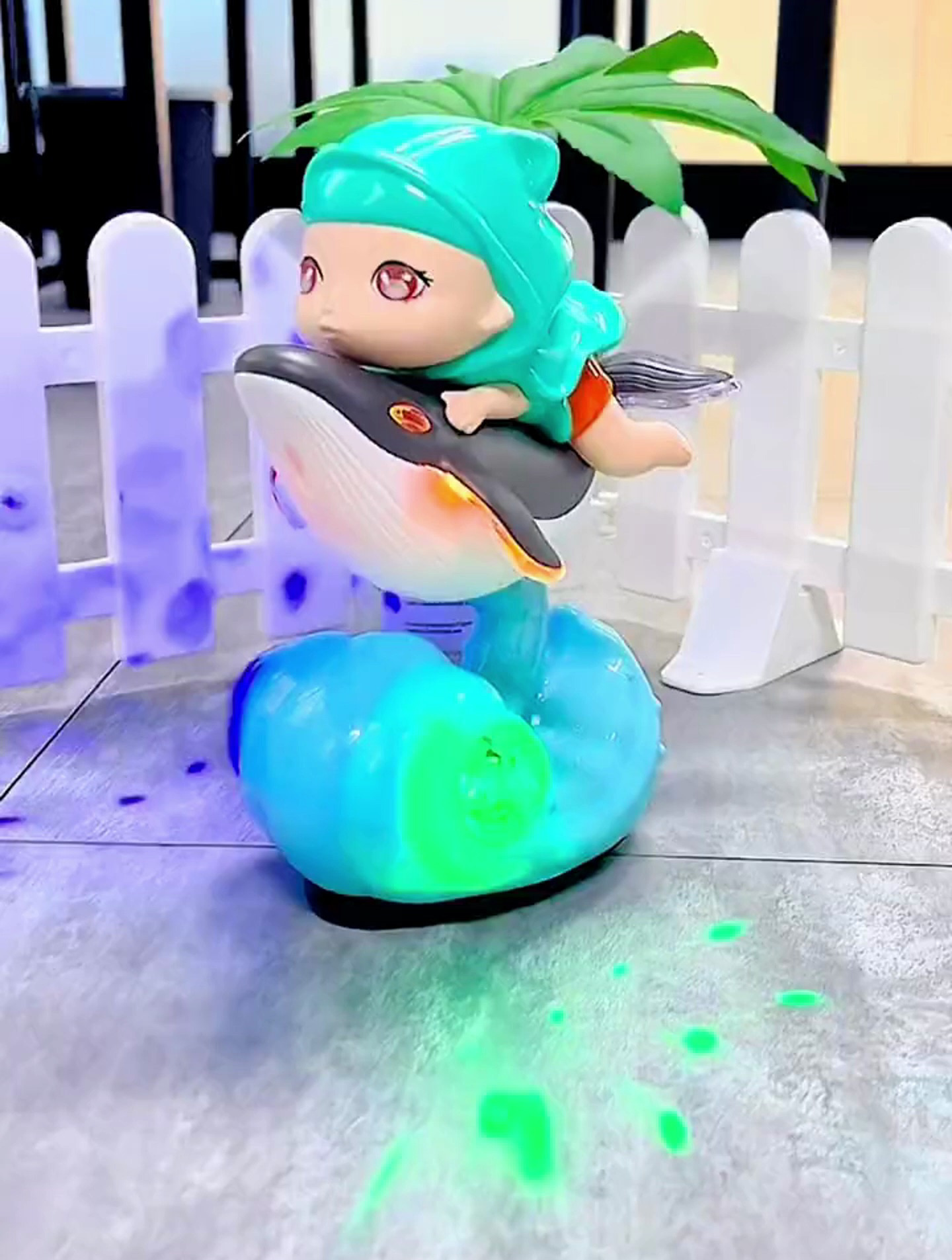 万向声光卡通摇摆鲸鱼娃娃玩具,电视也不看了