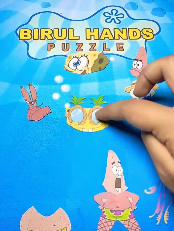 拼图:穿着渔网袜高跟鞋的派大星