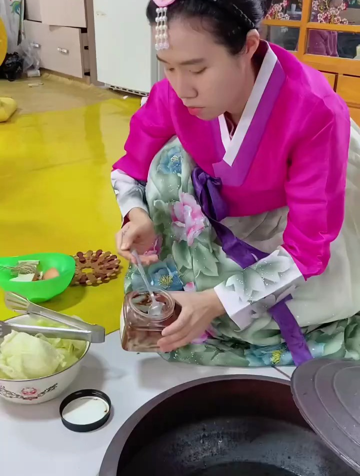 包饭五花肉,遇到辣白菜那味道太美了!