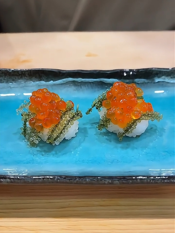 握在手中的美味:海葡萄鲑鱼籽手握寿司的魅力与制作教程