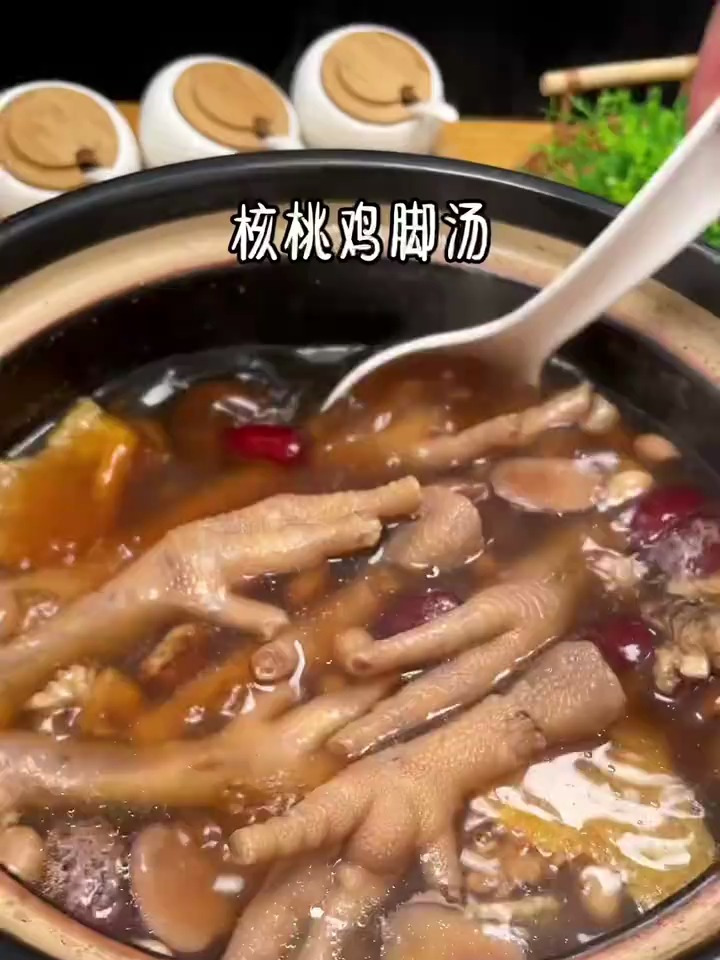 多喝核桃鸡脚汤,皮夫美美哒～广东靓汤 核桃 鸡爪