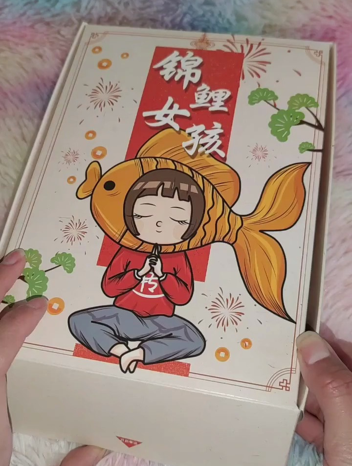 拆盲盒喽~看看能拆出什么盲盒呢