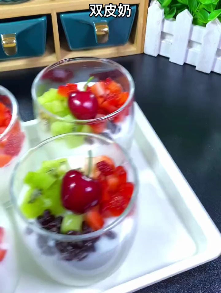 甜品店火爆的港式双皮奶在家做原来这么简单 奶香味浓郁 嫩滑爽口