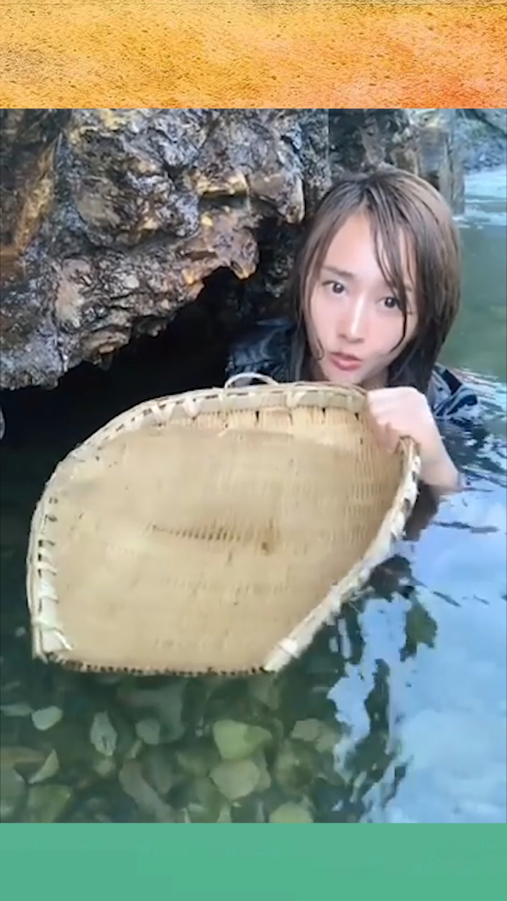 奇闻趣事:捉鱼真的会上瘾,又不能发大财,至于要这样冒险吗?