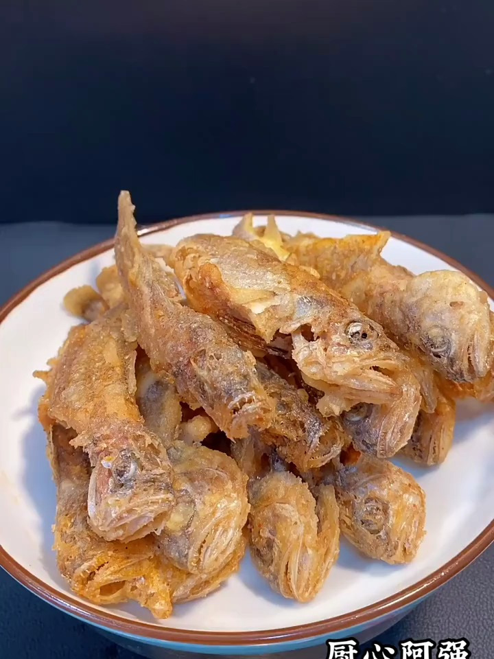 小黄鱼这样做鱼刺也能吃