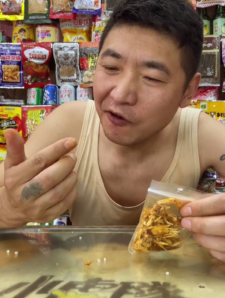 8090后小时候吃方便面是不是这么吃?