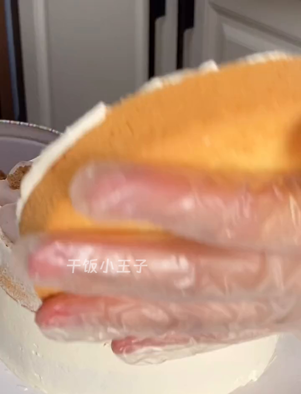 亲手烘焙蛋糕,复古风小熊婚礼造型