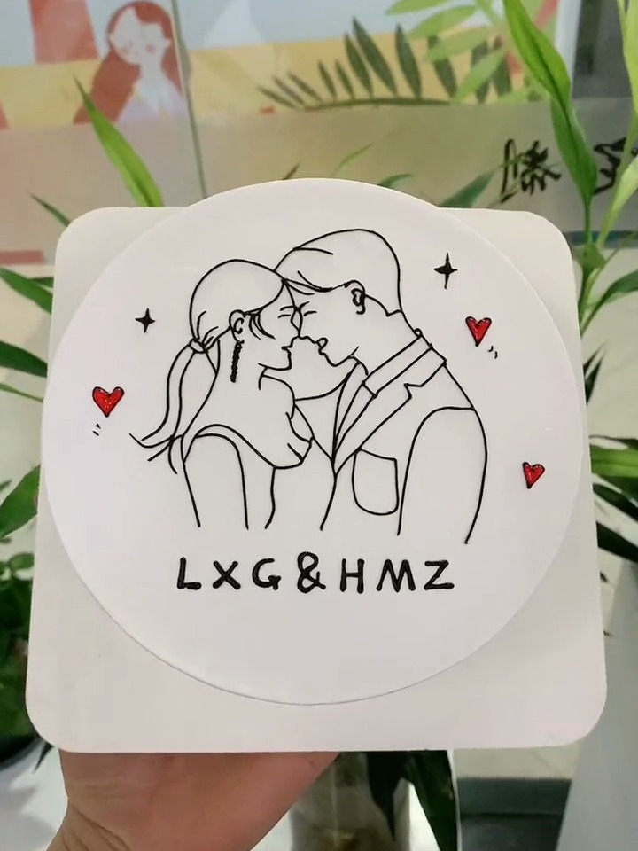 这种手绘大家都是怎么做的呢 手绘蛋糕 制作过程