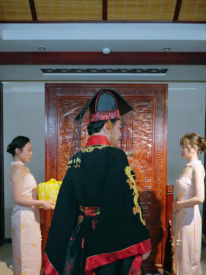 三针治好美人鱼,女帝封我绝世神医 50