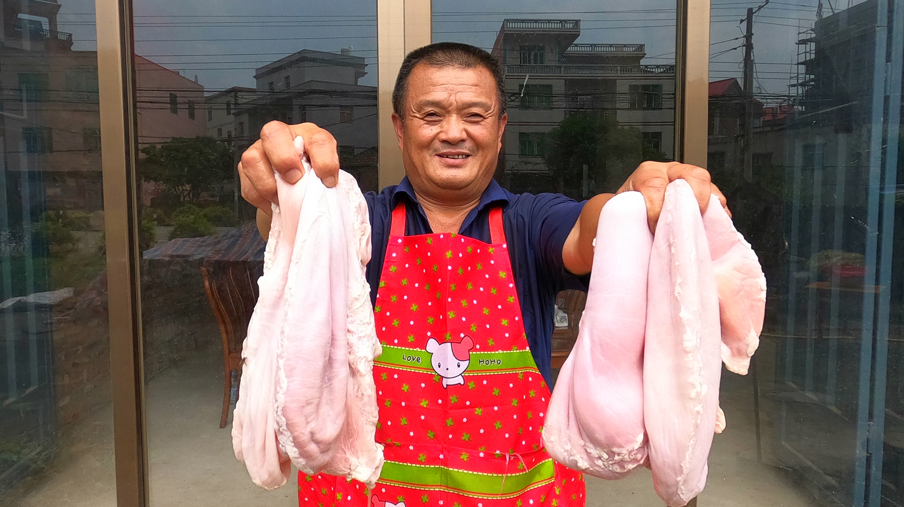 大叔花460元买20斤猪肚,炖一道莆田酒席常见菜,连汤都被喝光了