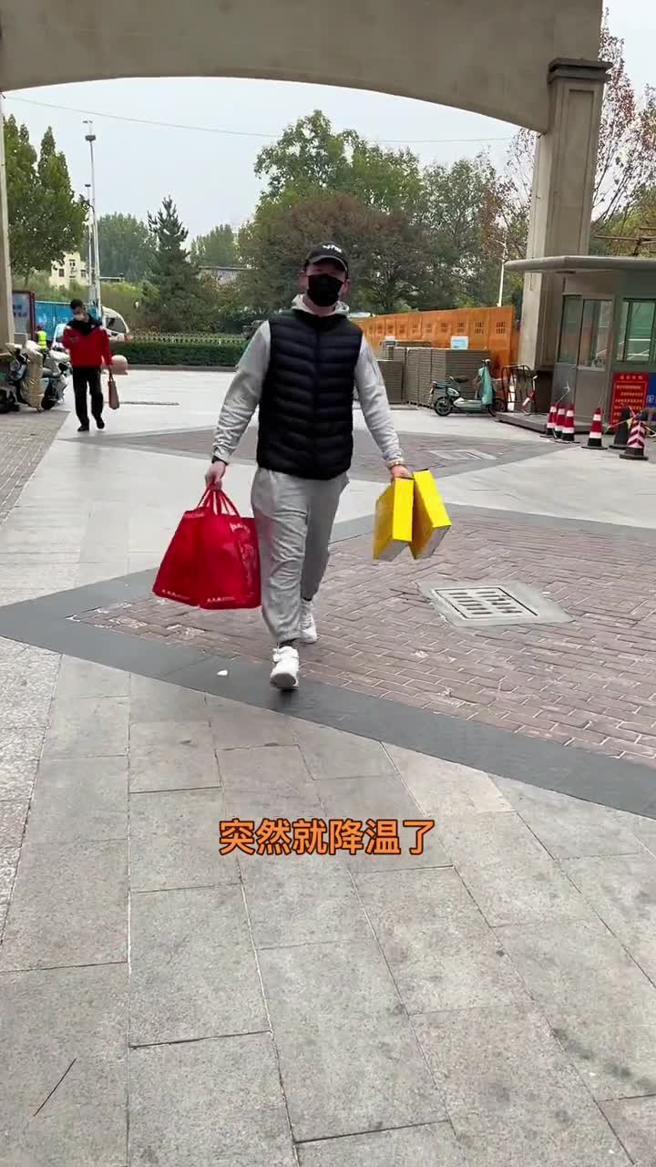 反正就是不想出门,窝在家里想吃好吃的!万达旬野菜火锅49.9