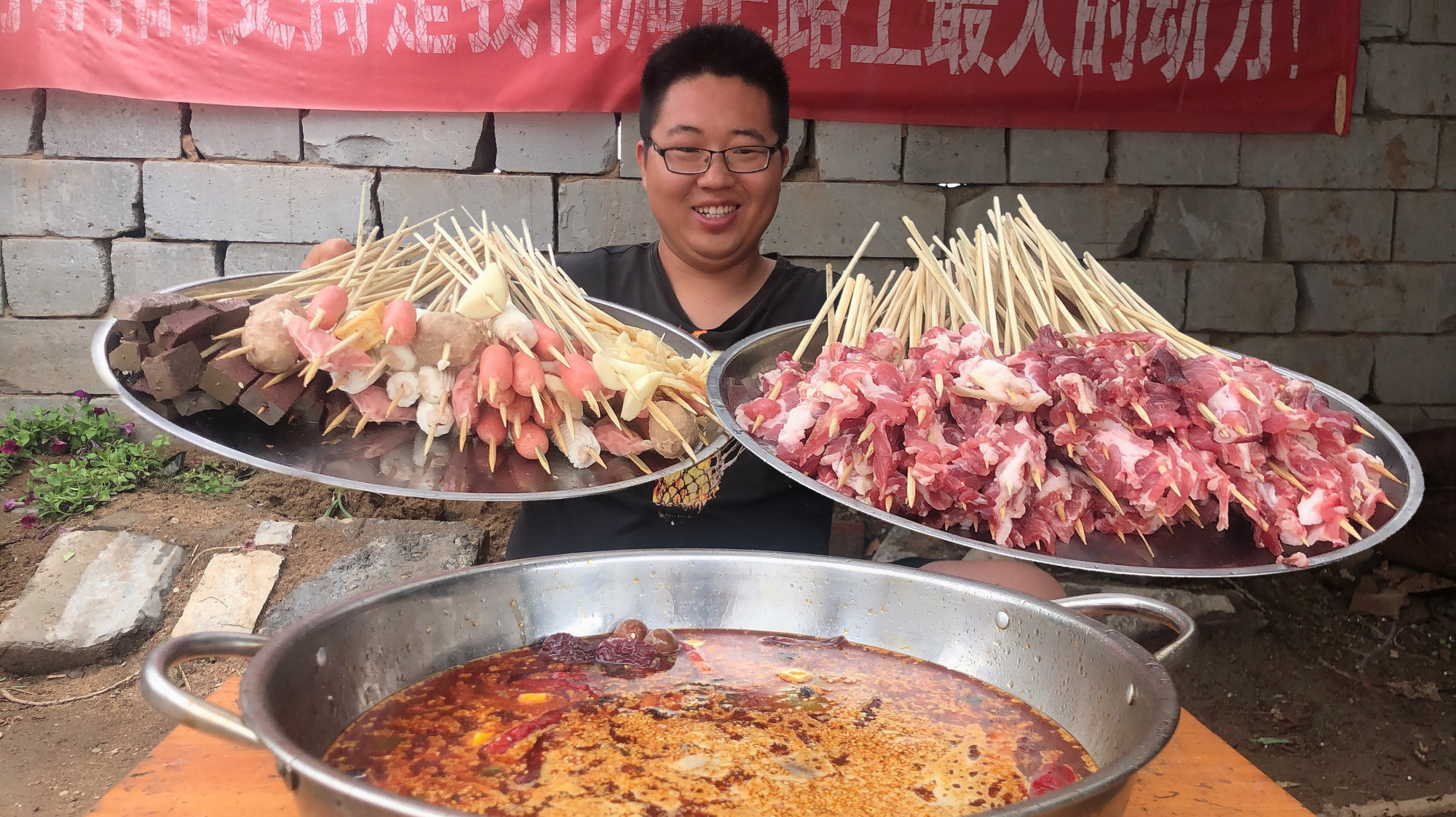 自制串串火锅,2斤羊肉加配料一共230串,2人吃到撑,真实惠!