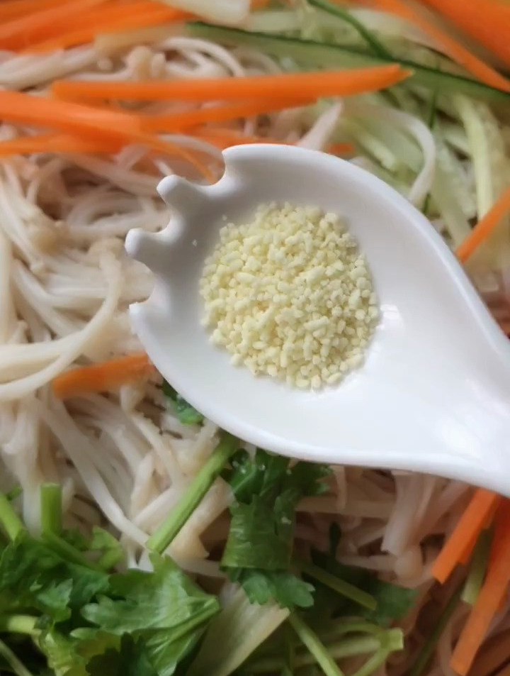凉拌金针菇制作方法