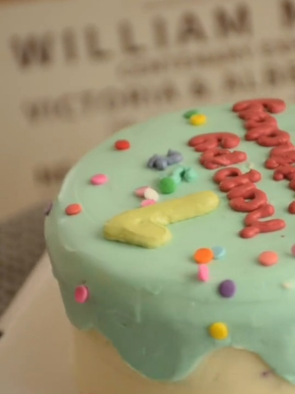 进来看看宠物蛋糕怎么做!