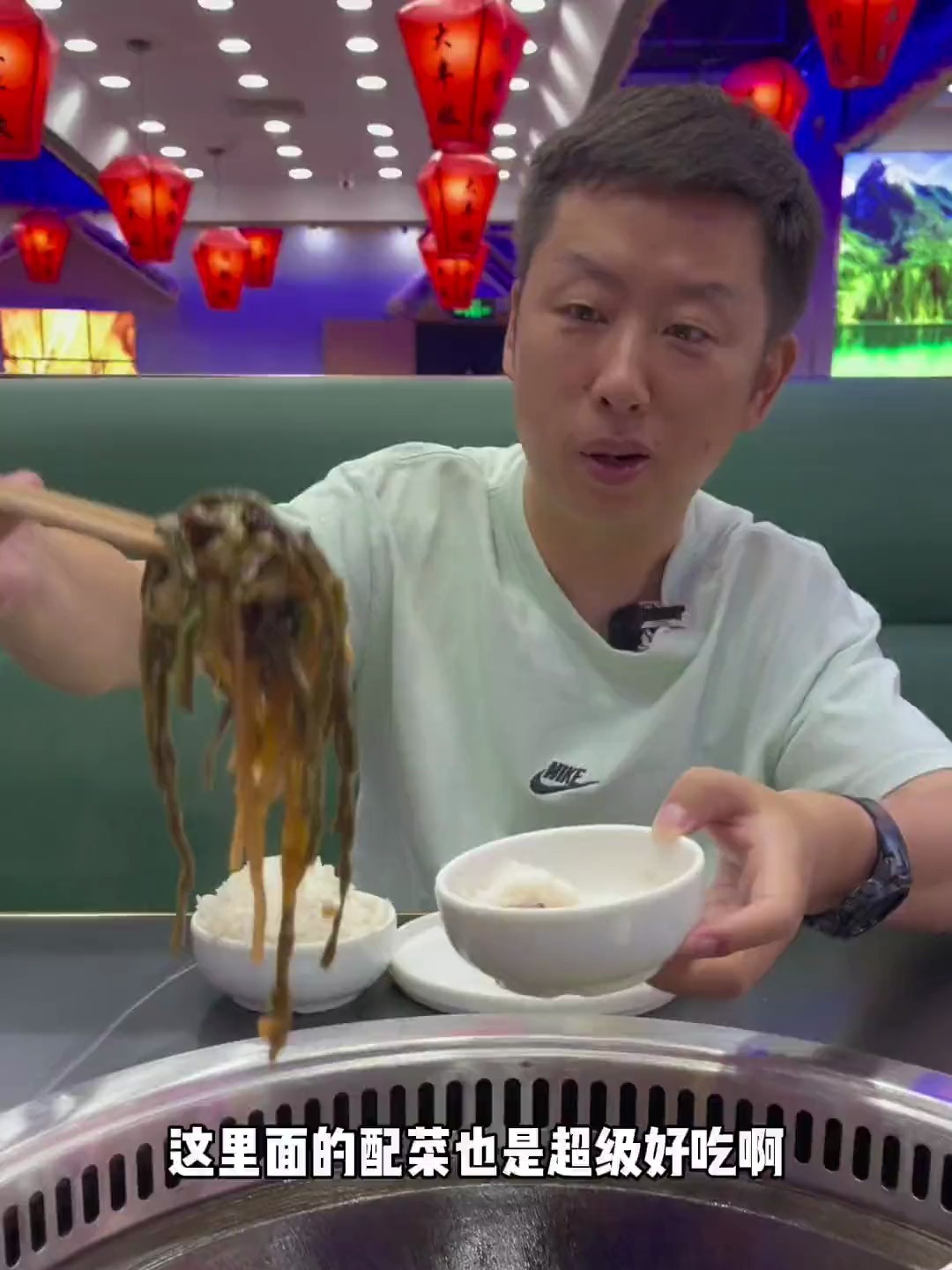 六合的朋友们,小鸡炖蘑菇吃起来!这么大锅只要98